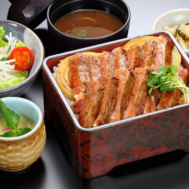 国産牛ステーキ御膳