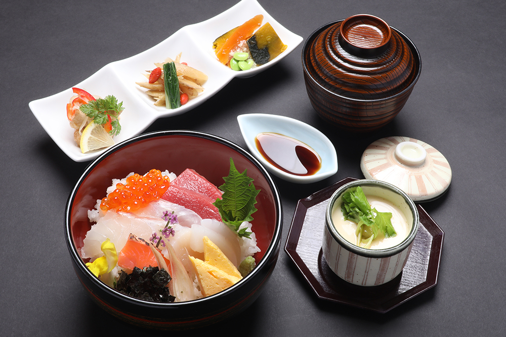 季節御膳(海鮮丼)